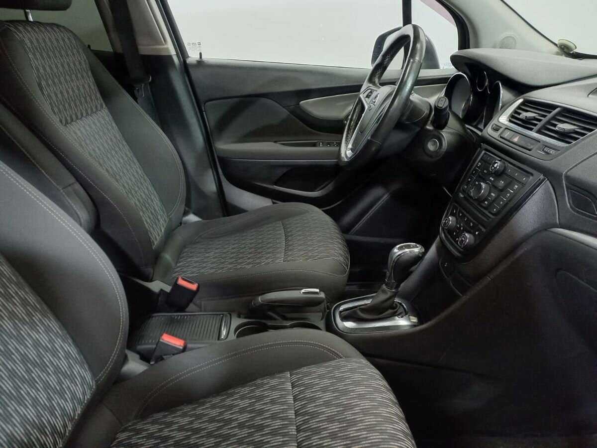 Opel Mokka с пробегом — 2013 год. Фото: #9