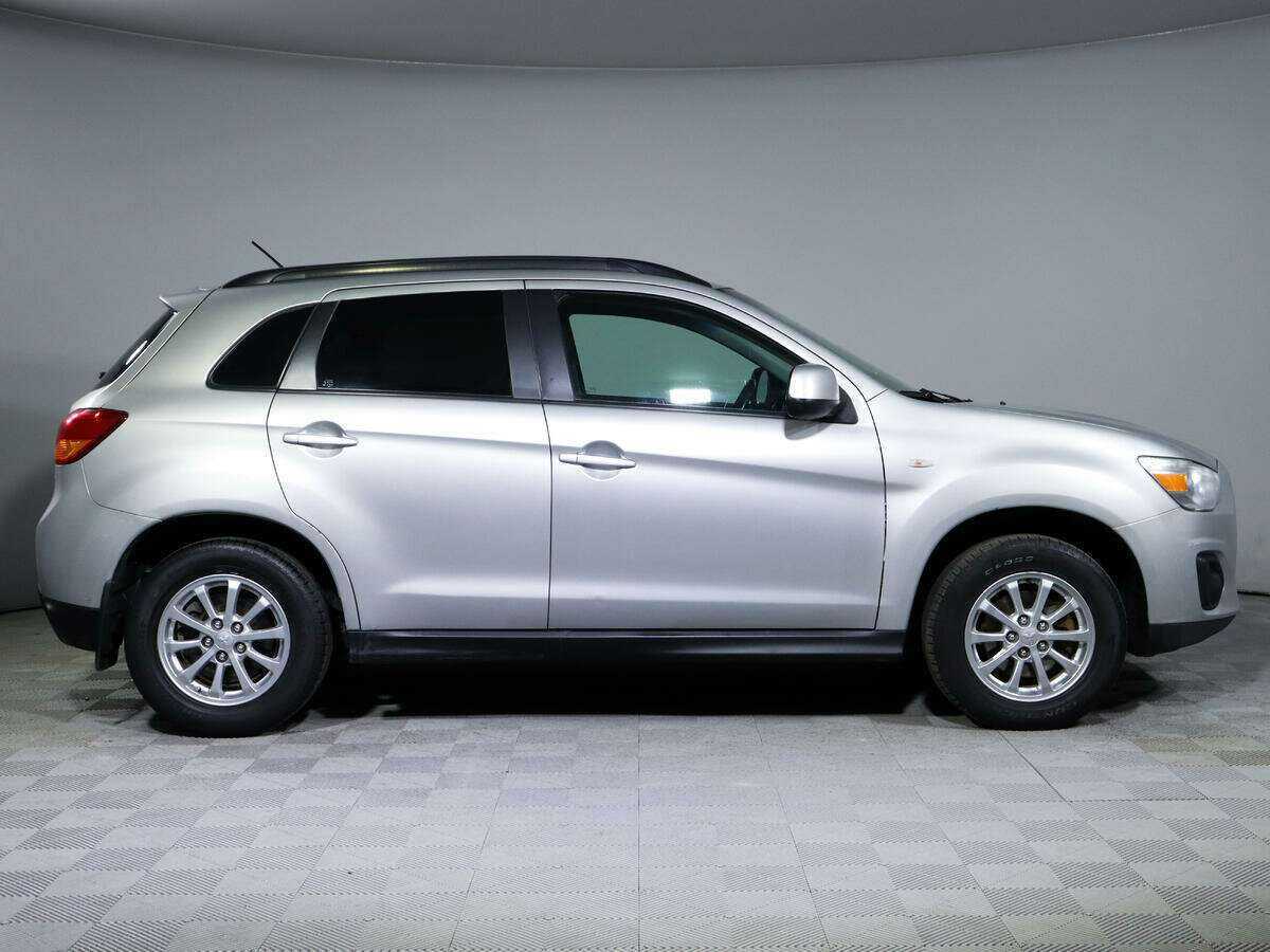 Mitsubishi ASX с пробегом — 2012 год. Фото: #3