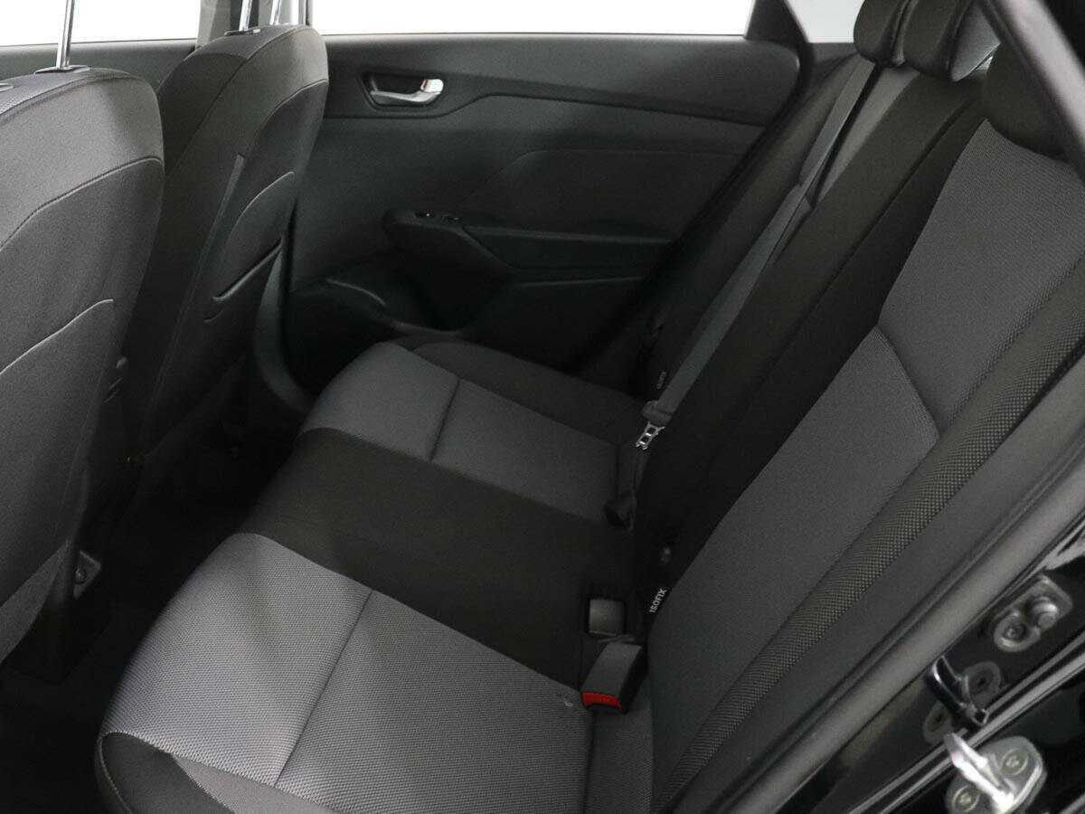 Hyundai Solaris с пробегом — 2021 год. Фото: #8