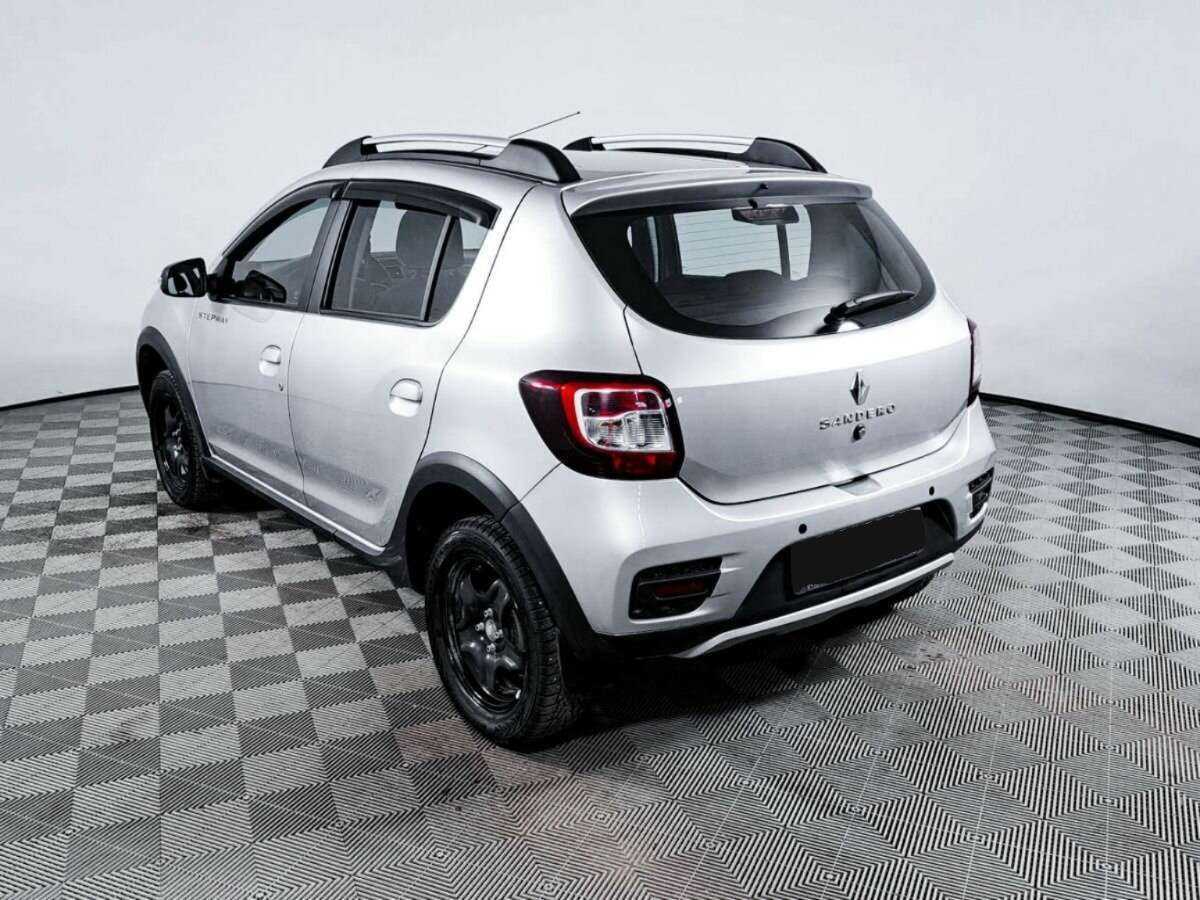 Renault Sandero с пробегом — 2022 год. Фото: #6