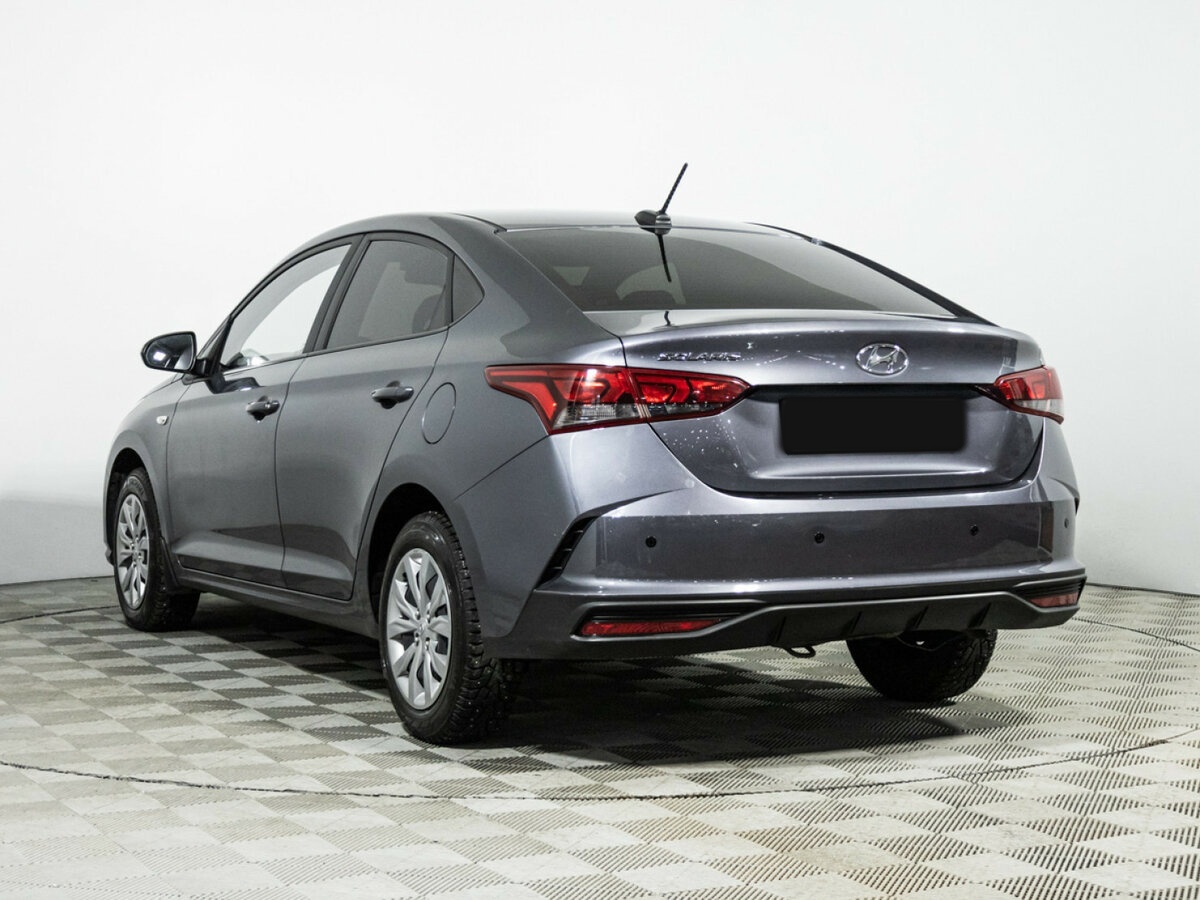 Hyundai Solaris с пробегом — 2021 год. Фото: #6