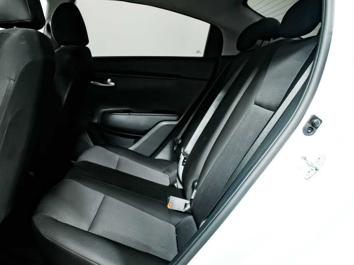 Kia Rio с пробегом — 2021 год. Фото: #11