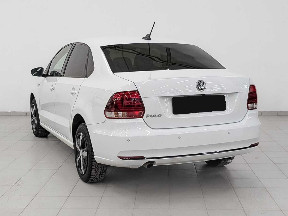 Volkswagen Polo с пробегом — 2018 год. Фото: #6