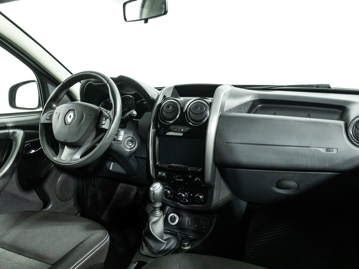 Renault Duster с пробегом — 2018 год. Фото: #8