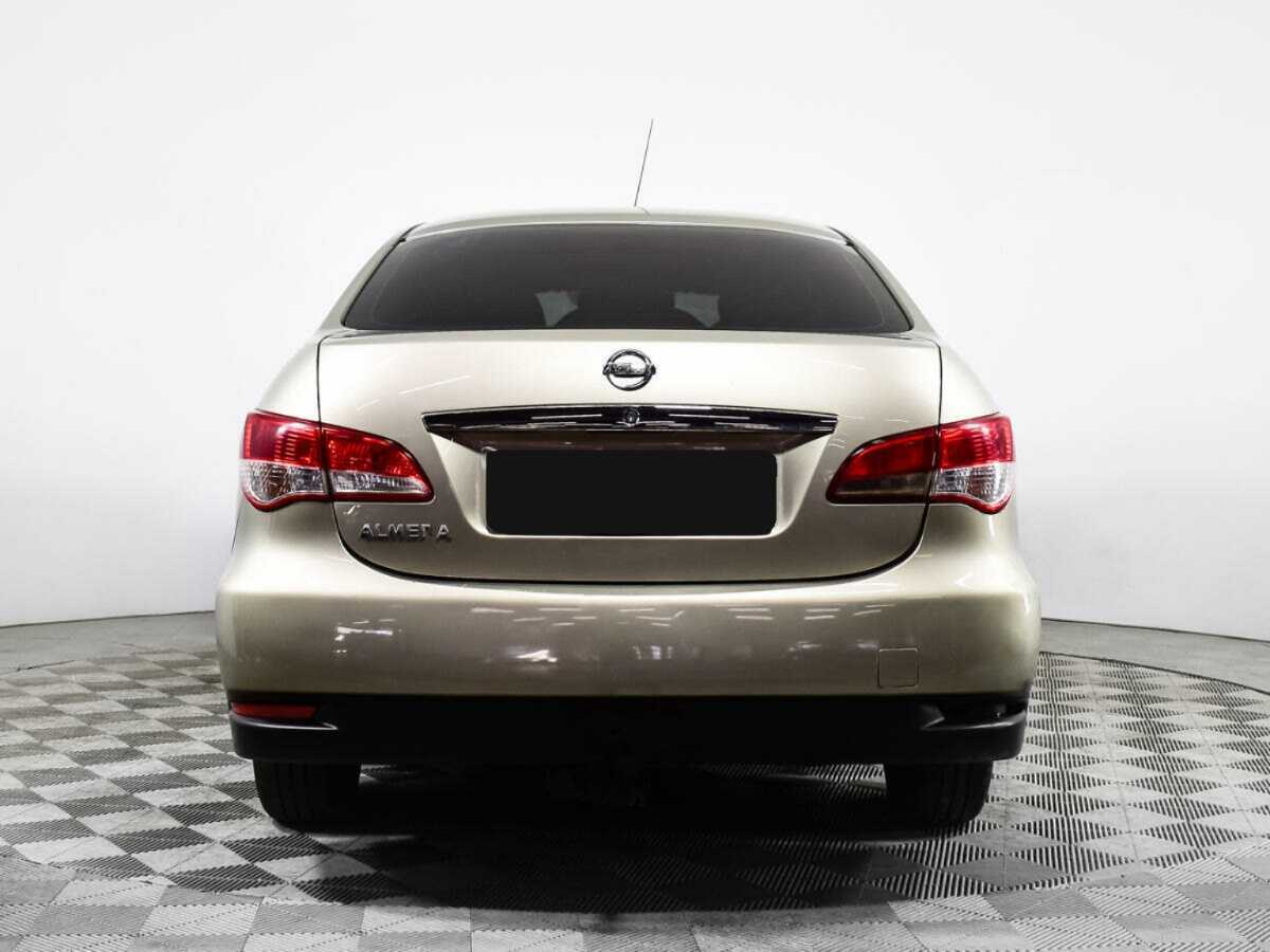 Nissan Almera с пробегом — 2013 год. Фото: #5