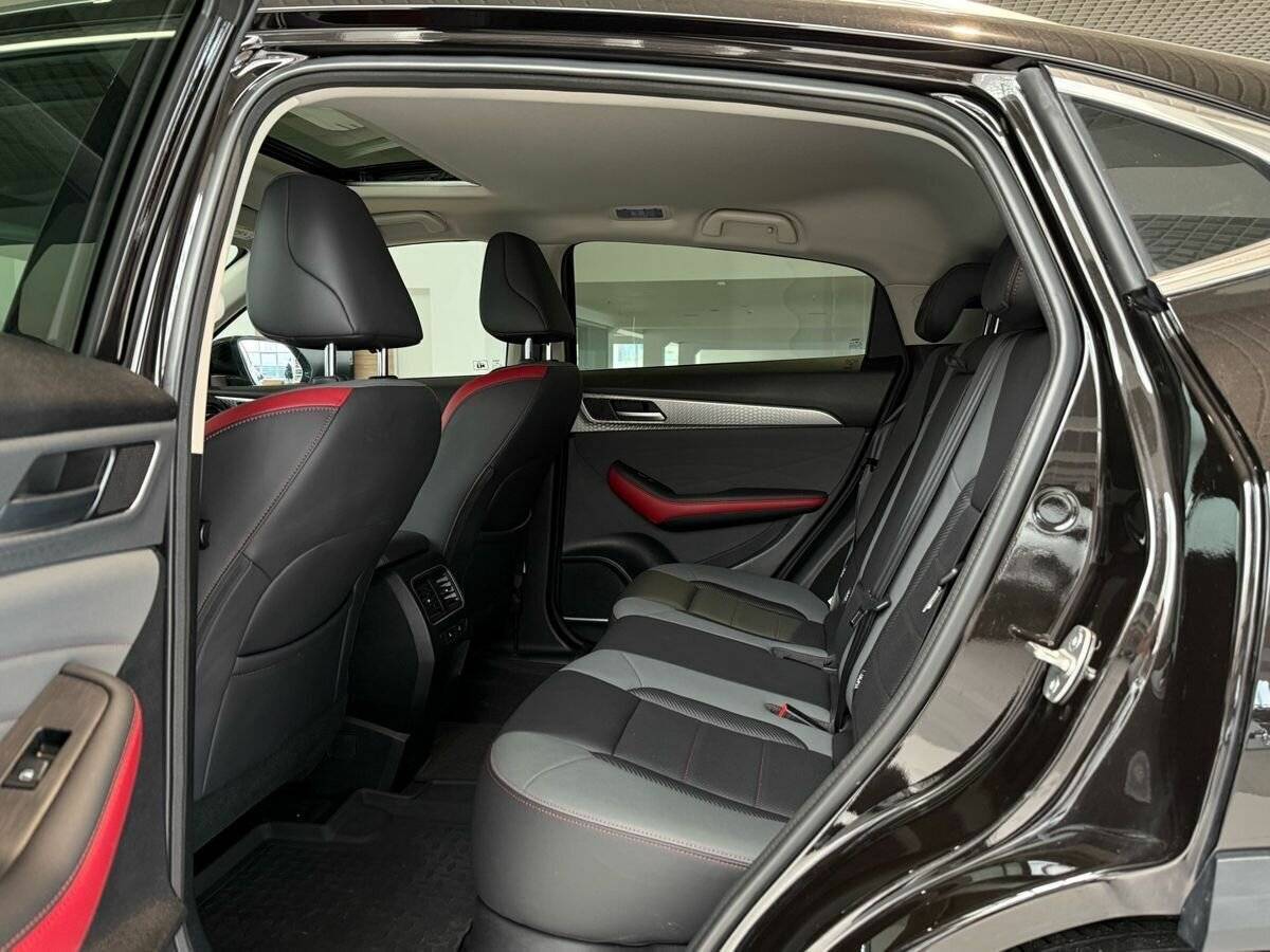 Haval F7x с пробегом — 2023 год. Фото: #16