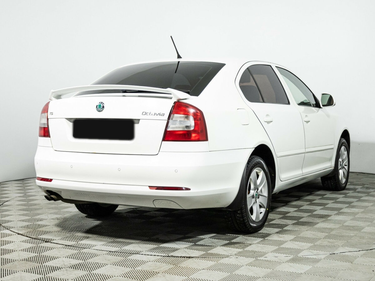 Skoda Octavia с пробегом — 2012 год. Фото: #4