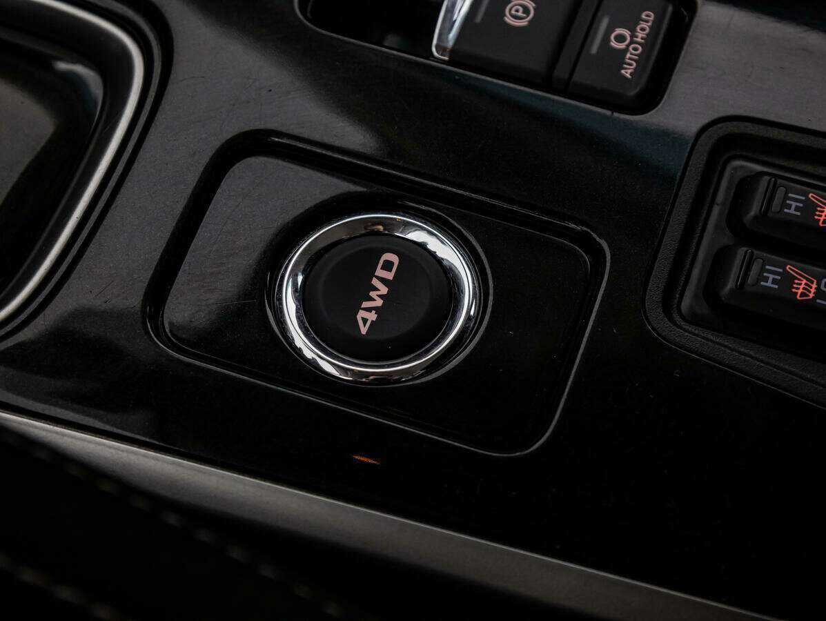 Mitsubishi Outlander с пробегом — 2018 год. Фото: #13