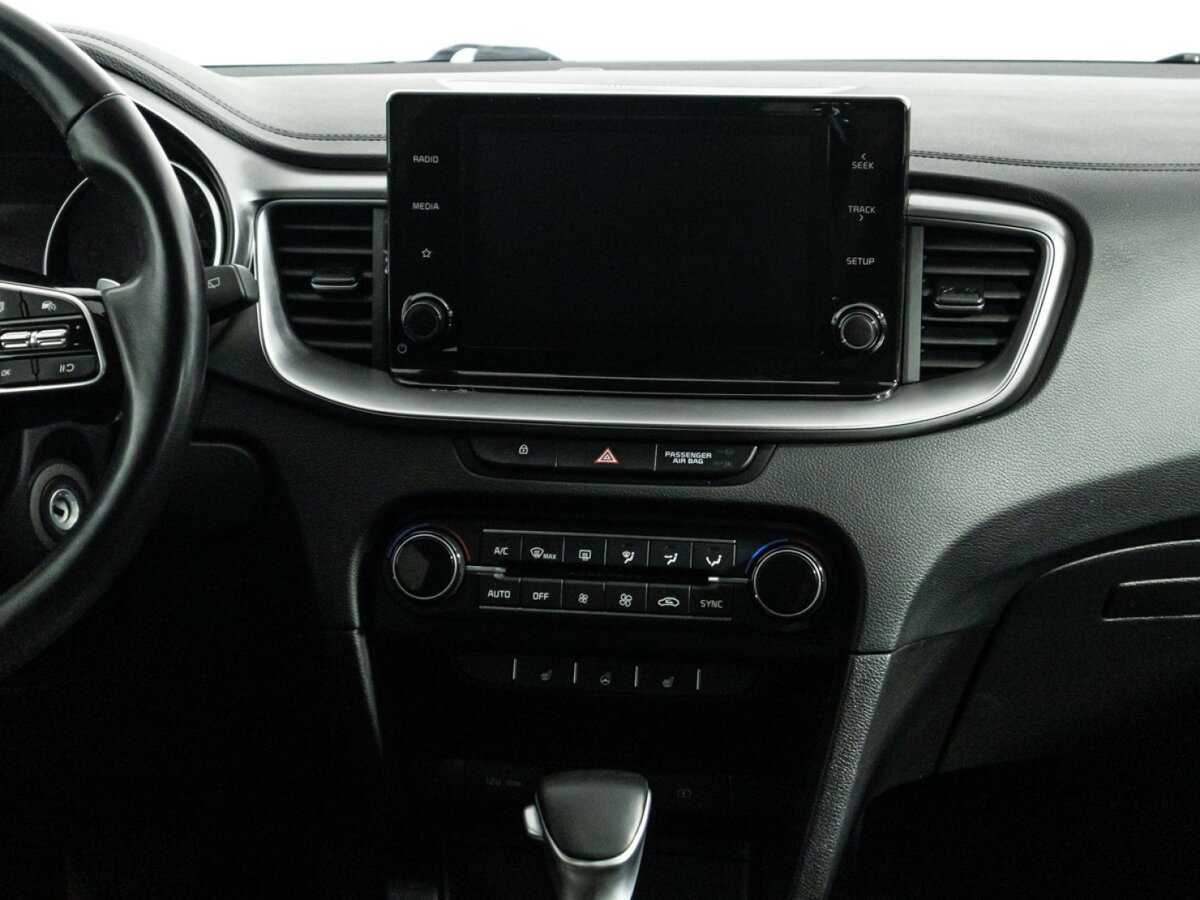 Kia Ceed с пробегом — 2021 год. Фото: #13