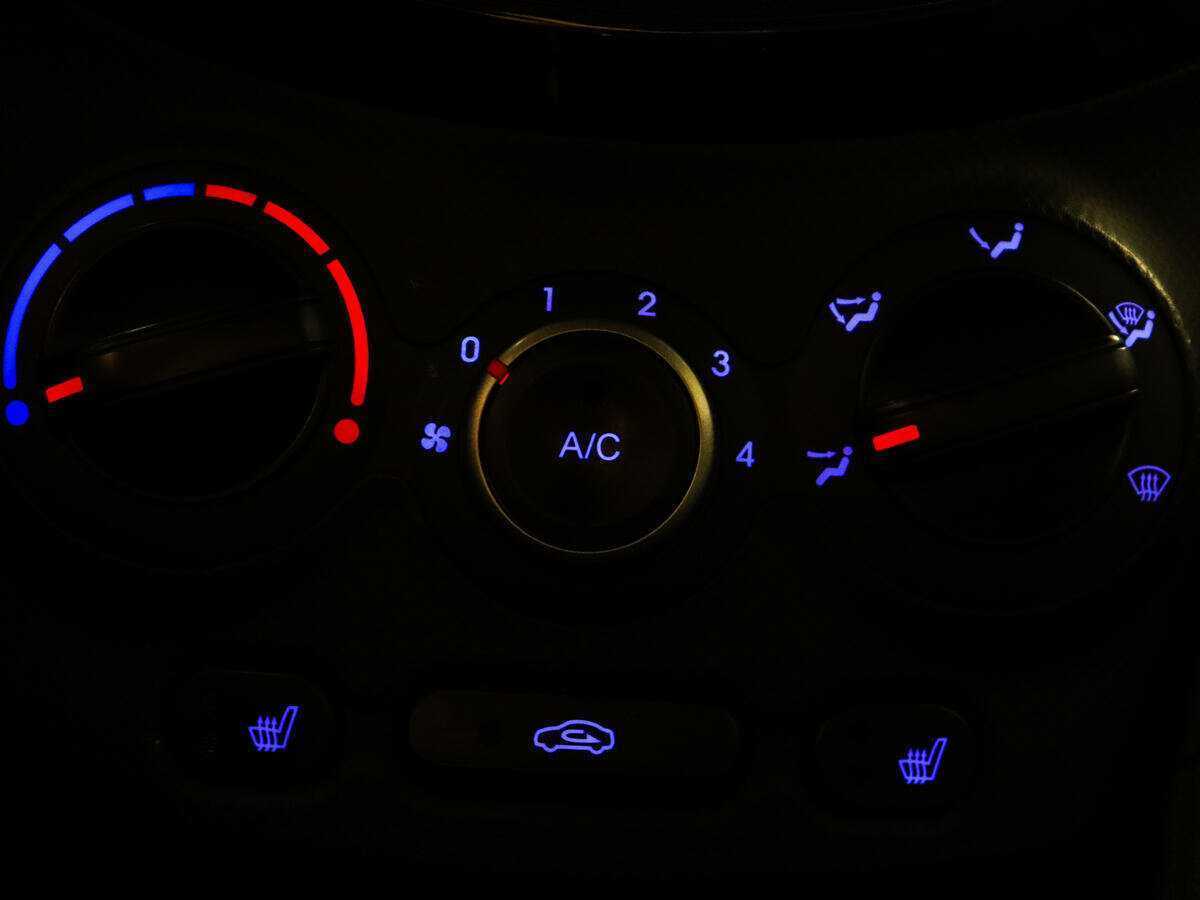 Hyundai Solaris с пробегом — 2014 год. Фото: #14