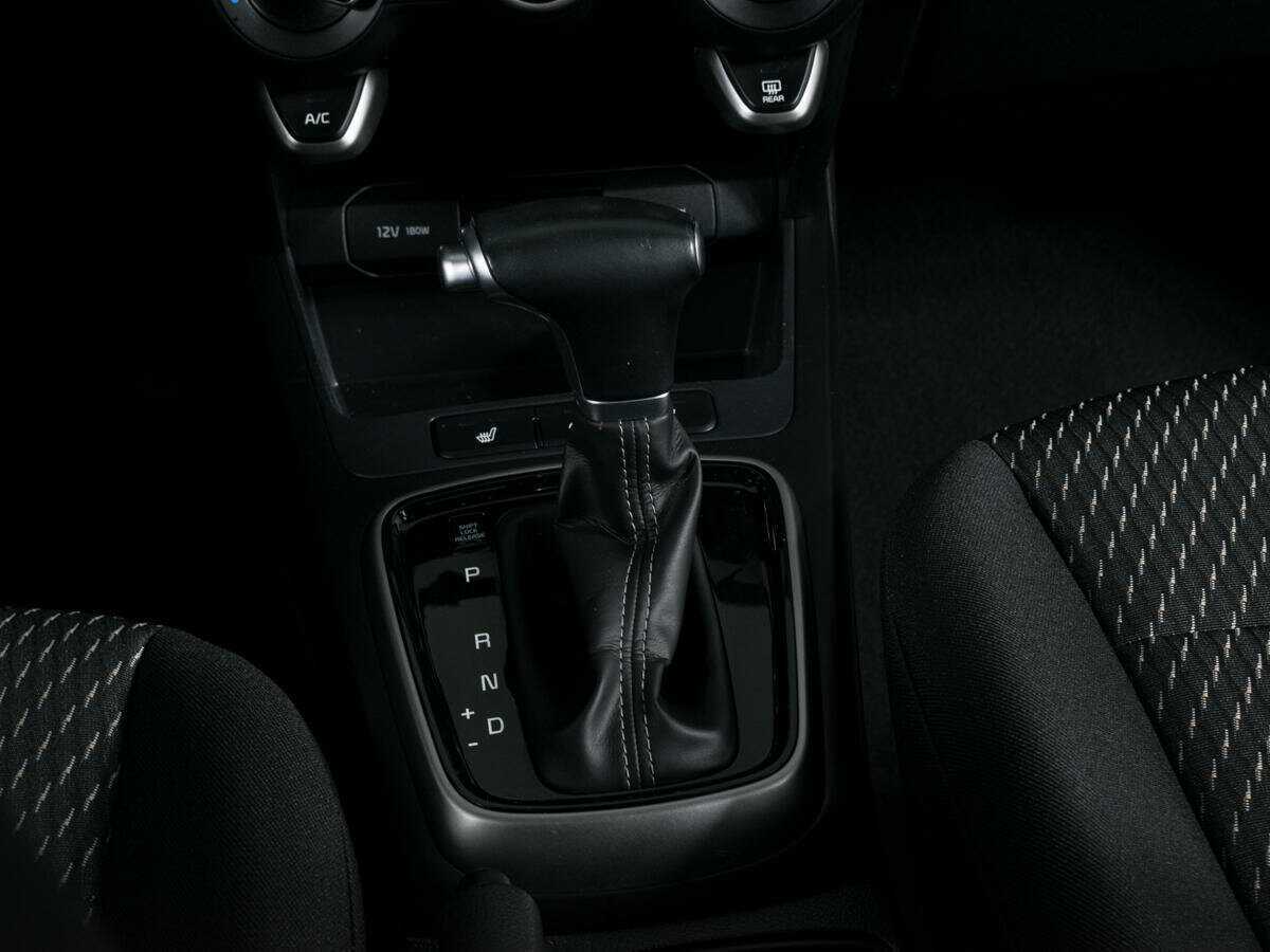 Kia Rio с пробегом — 2019 год. Фото: #17