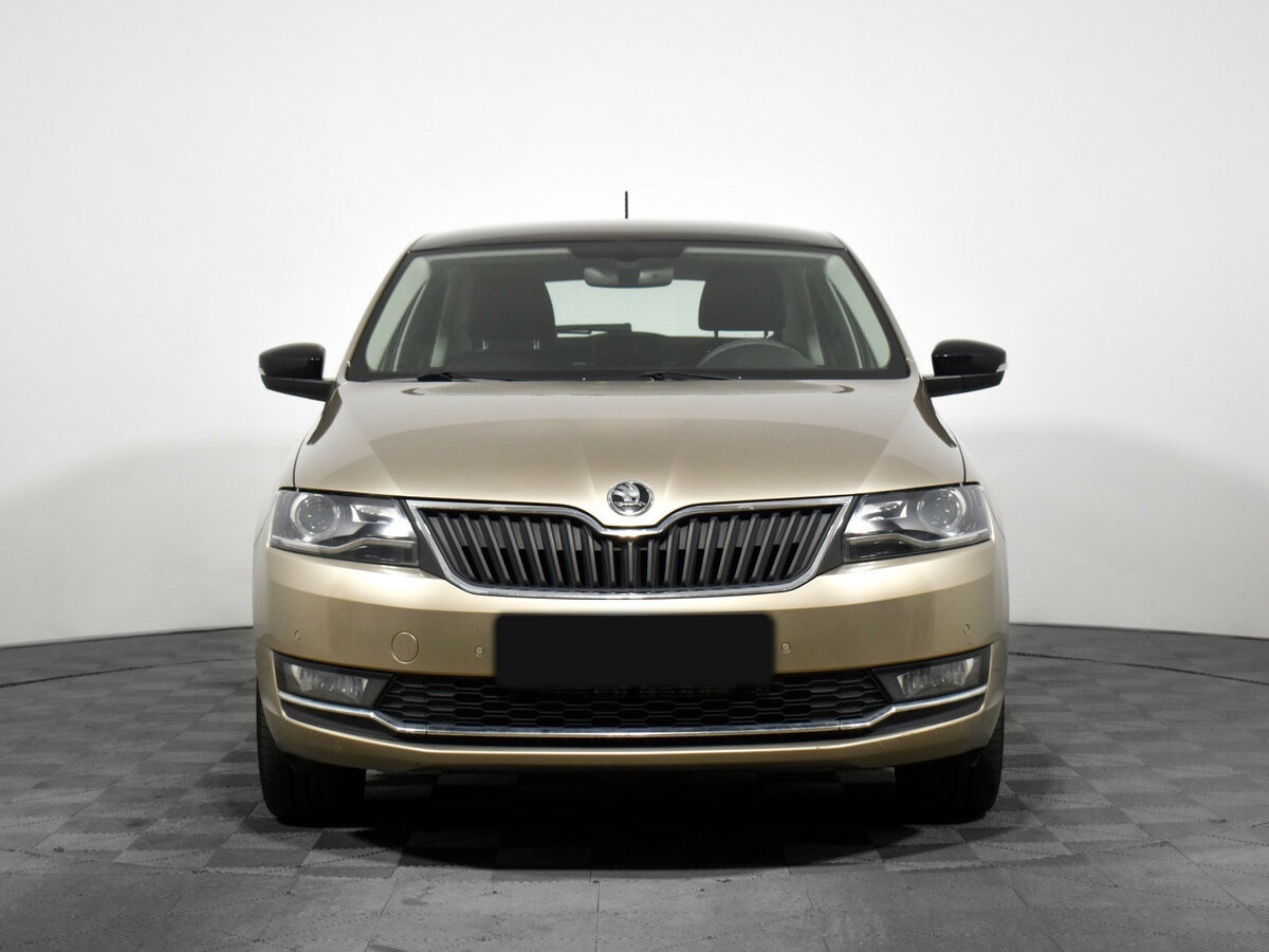 Skoda Rapid с пробегом — 2019 год. Фото: #1