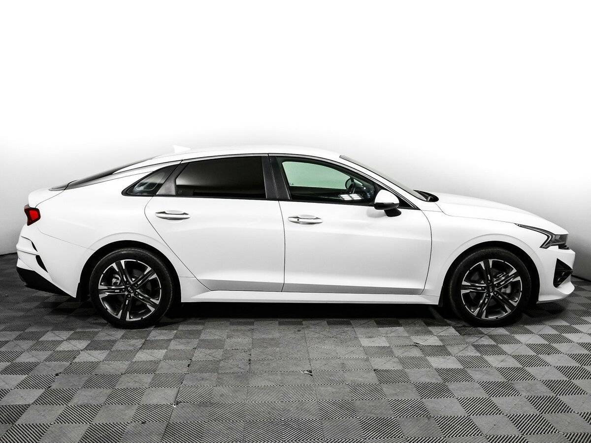 Kia K5 с пробегом — 2020 год. Фото: #3