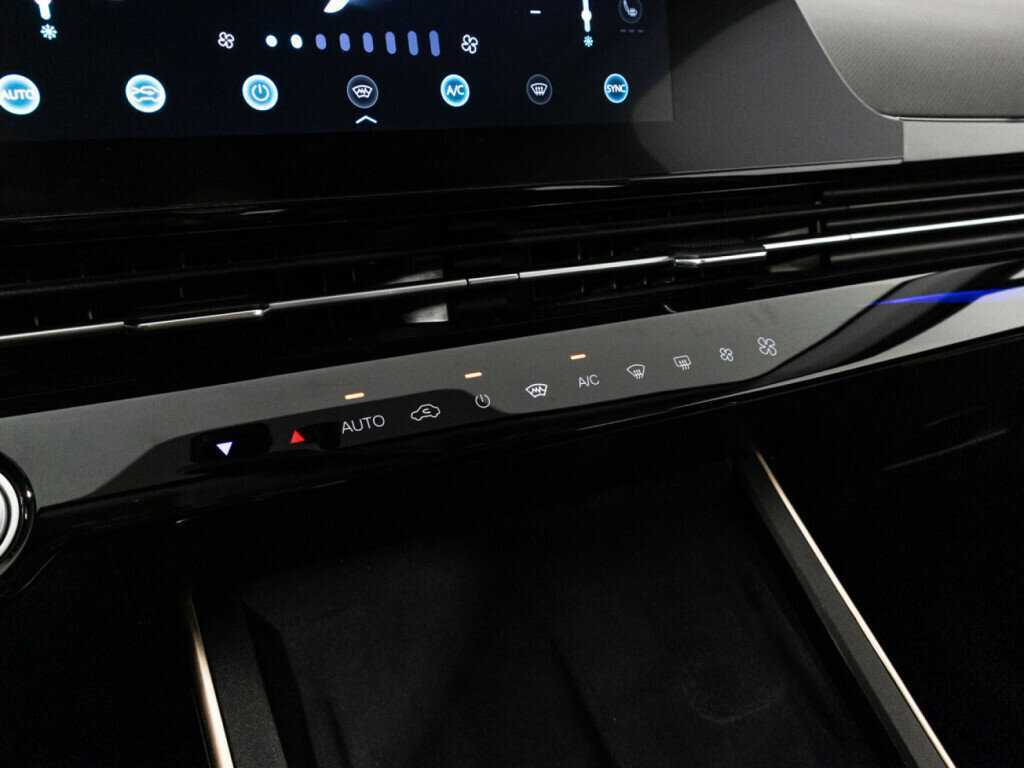 OMODA C5 с пробегом — 2023 год. Фото: #18