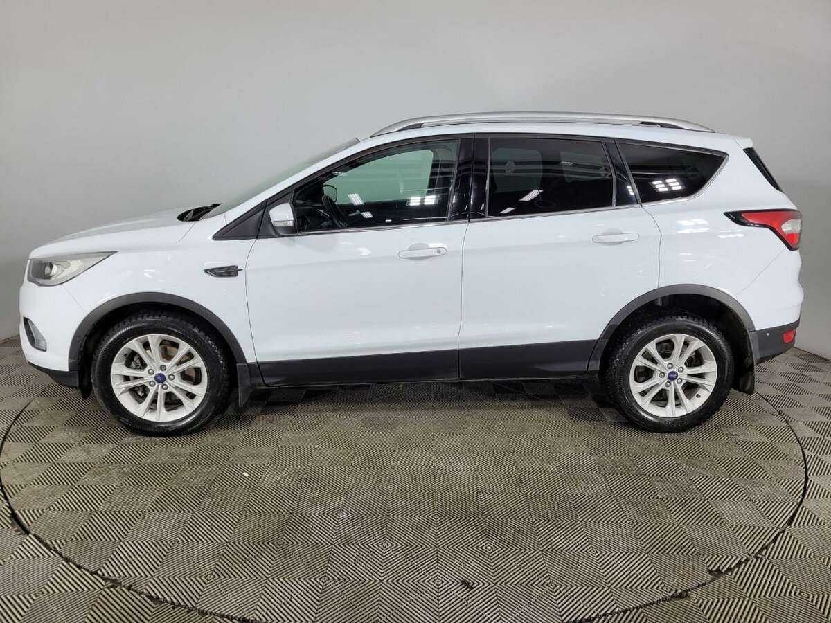 Ford Kuga с пробегом — 2018 год. Фото: #4