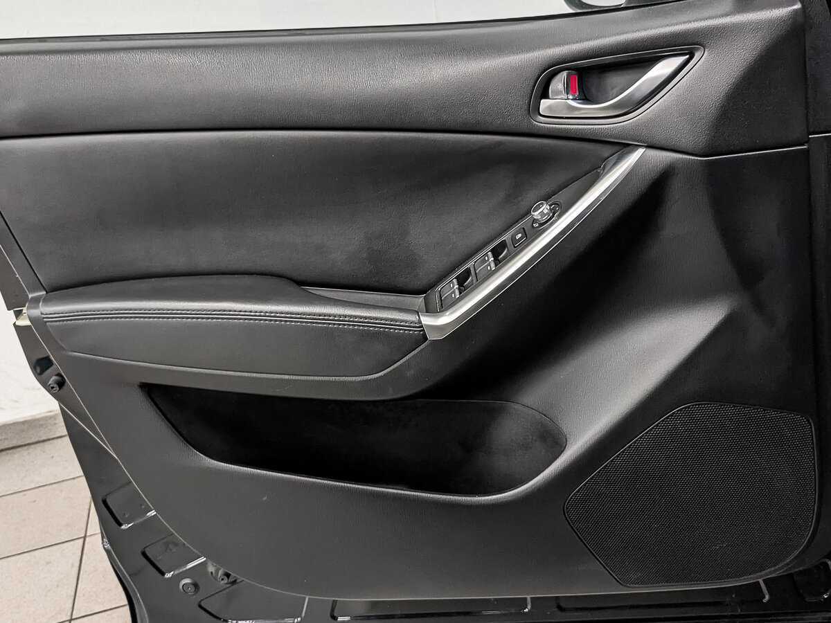 Mazda CX-5 с пробегом — 2015 год. Фото: #16