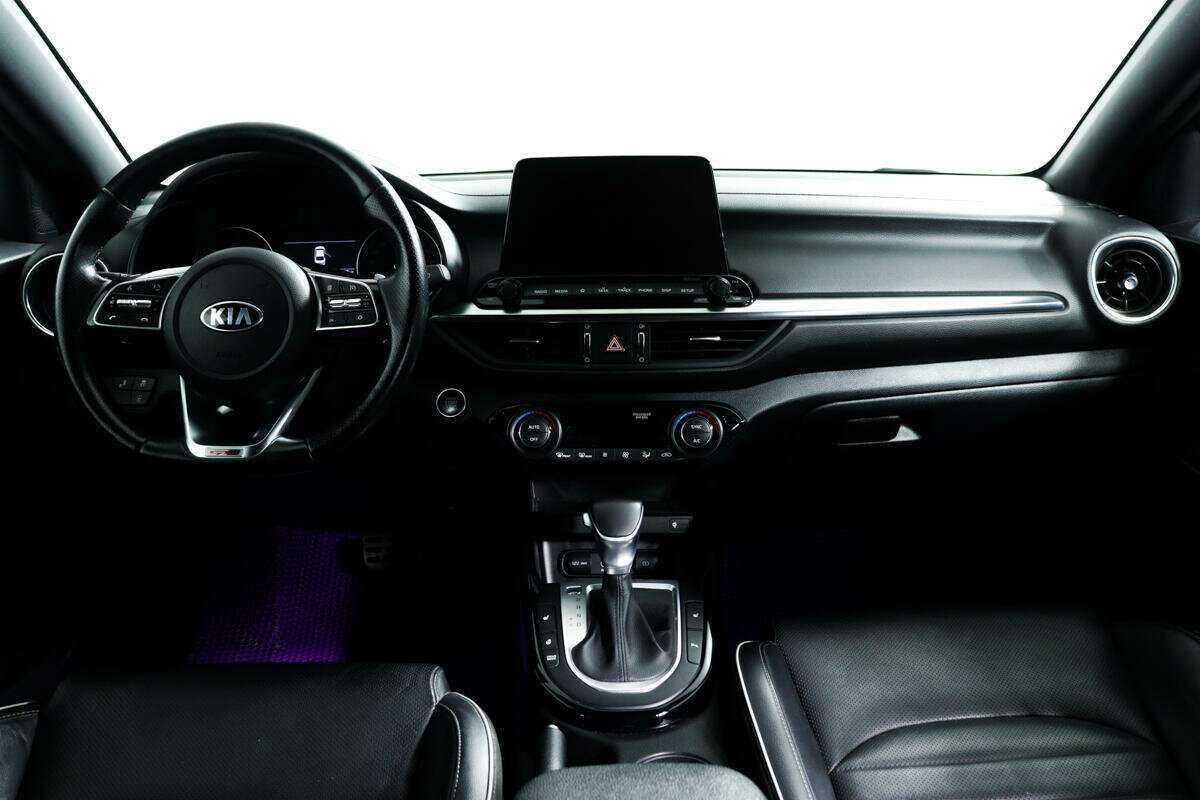 Kia Cerato с пробегом — 2020 год. Фото: #10