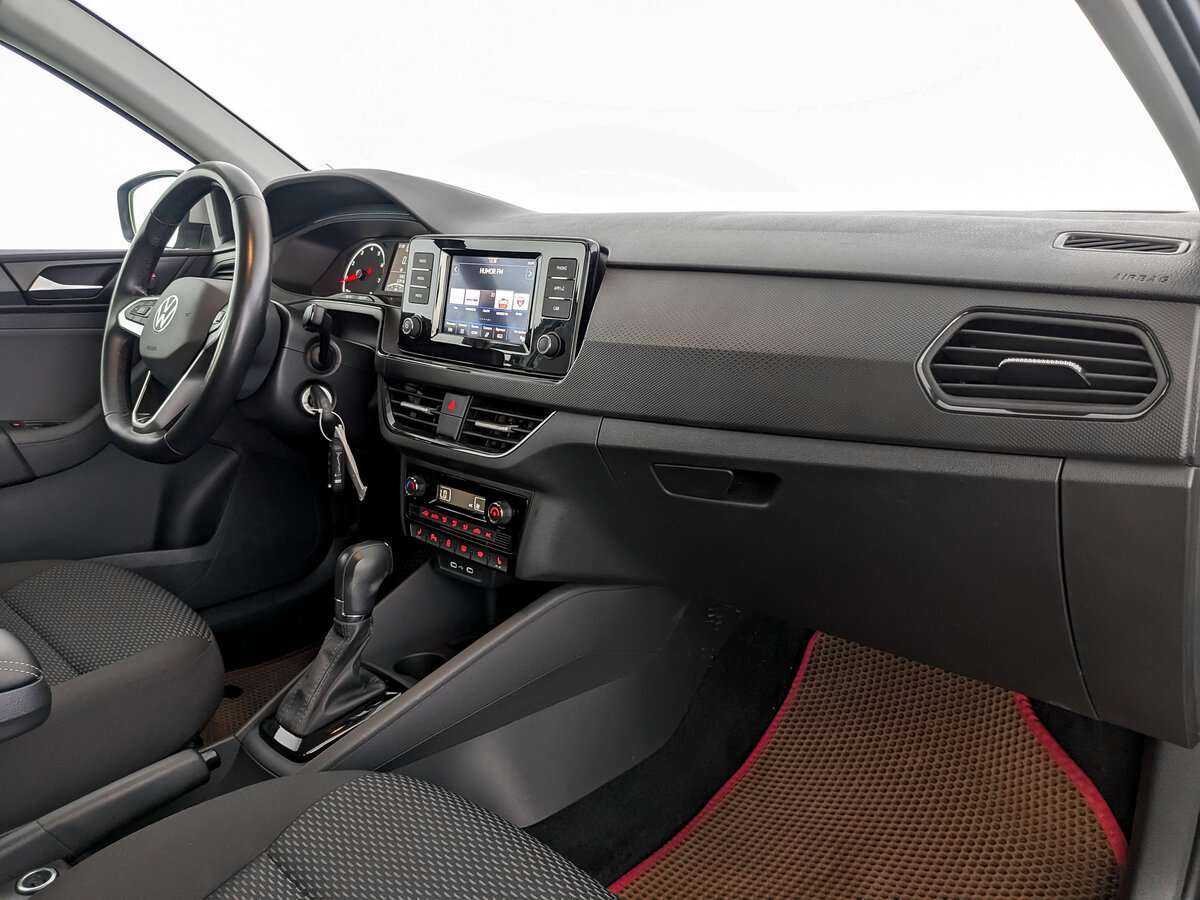 Volkswagen Polo с пробегом — 2020 год. Фото: #10