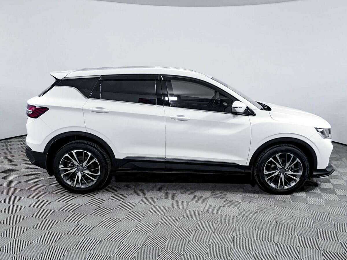 Geely Coolray с пробегом — 2021 год. Фото: #3