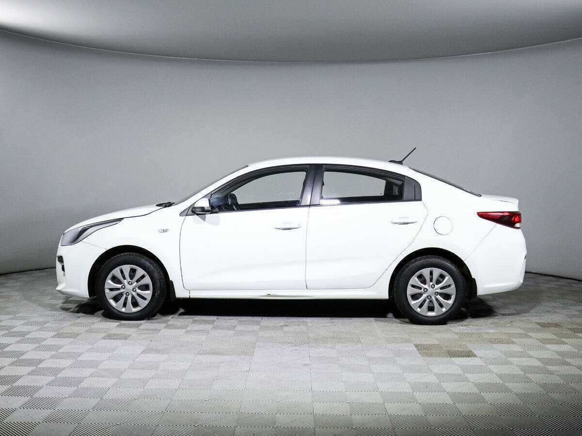 Kia Rio с пробегом — 2017 год. Фото: #7