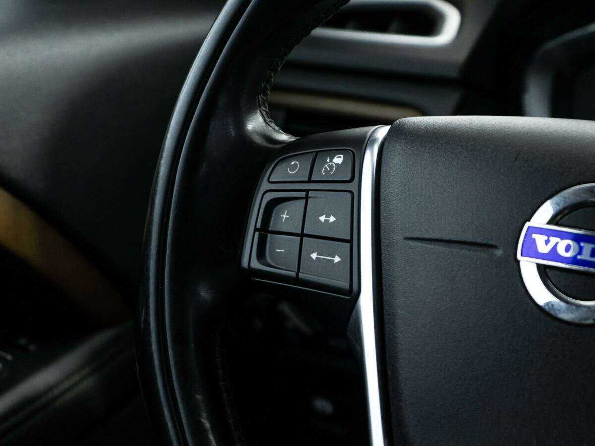 Volvo XC70 с пробегом — 2013 год. Фото: #21