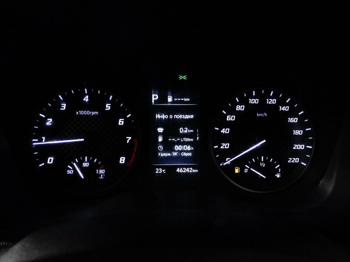 Hyundai Solaris с пробегом — 2021 год. Фото: #11