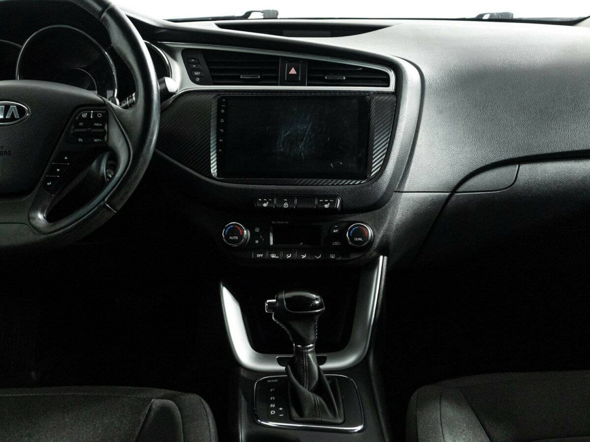 Kia Ceed с пробегом — 2017 год. Фото: #13