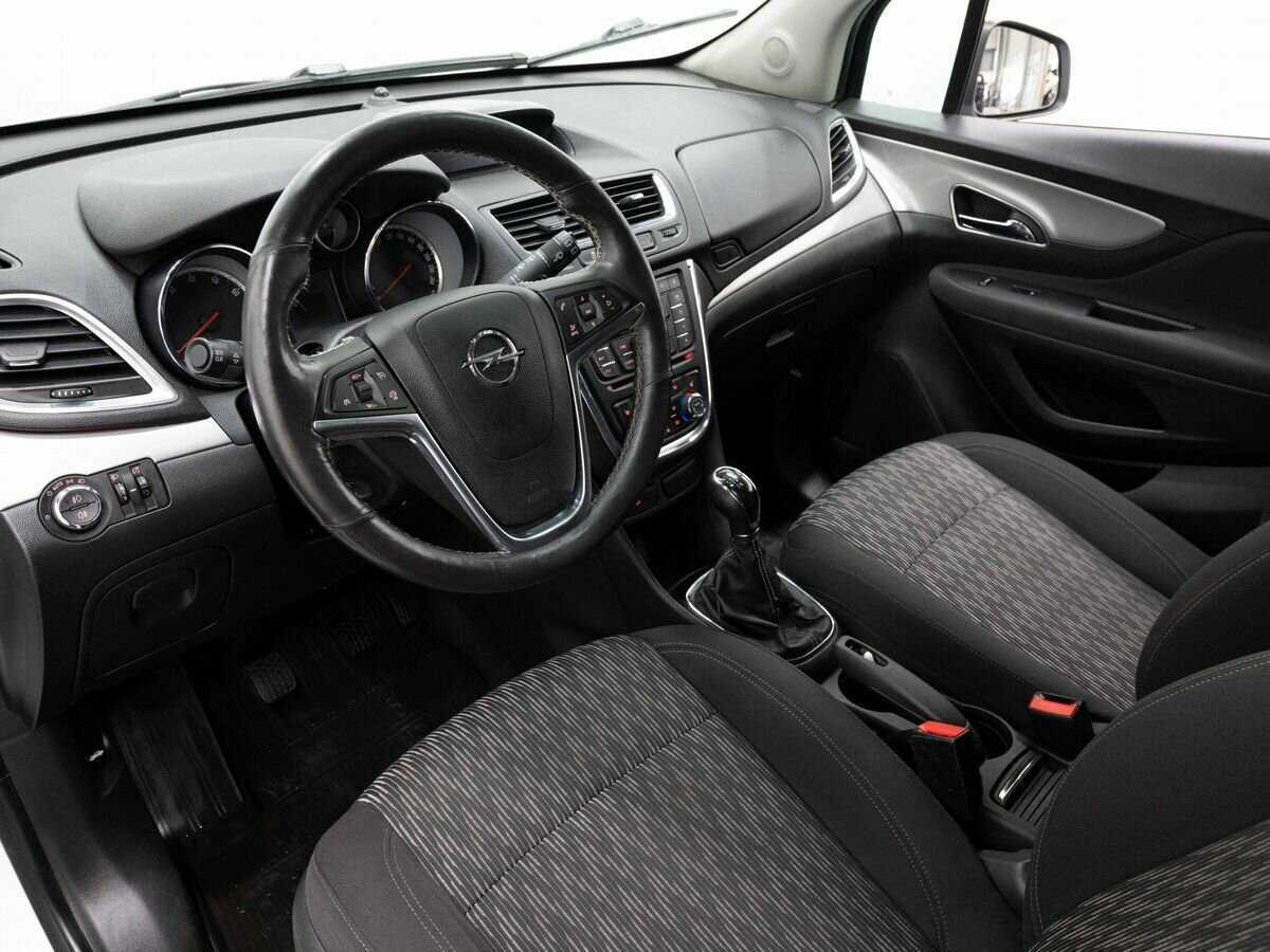 Opel Mokka с пробегом — 2013 год. Фото: #6