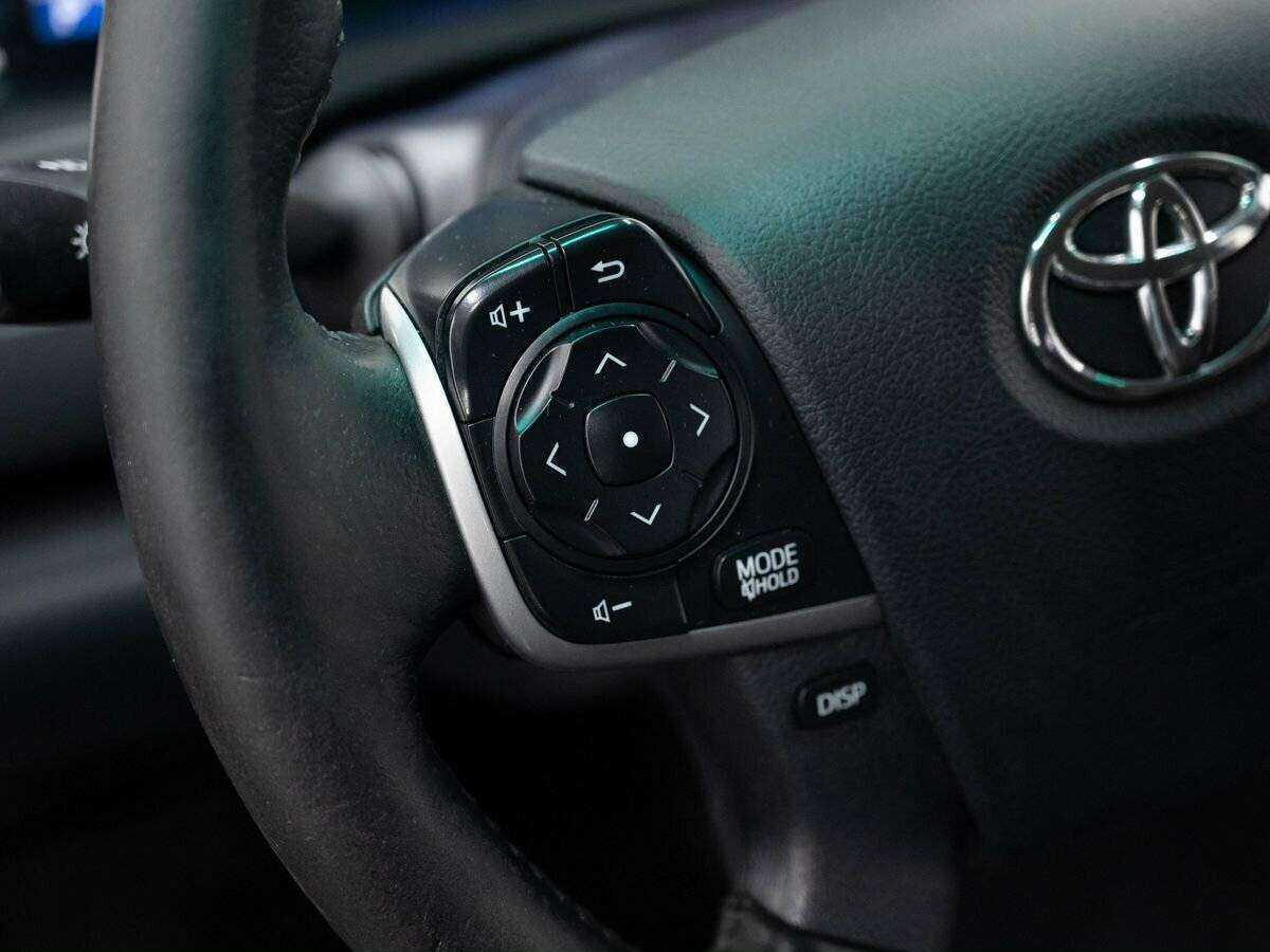 Toyota Camry с пробегом — 2014 год. Фото: #18