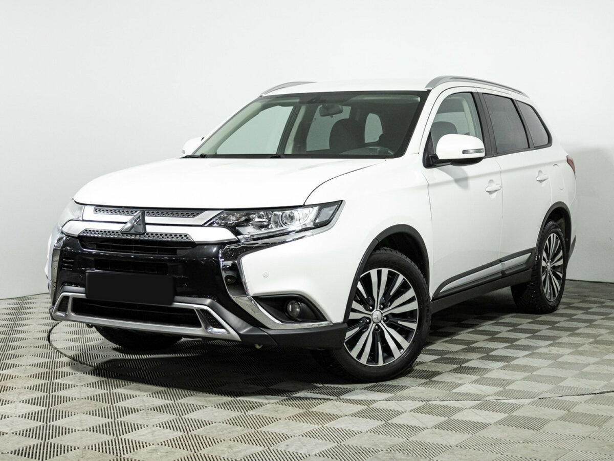 Mitsubishi Outlander с пробегом — 2018 год. Посмотреть фото