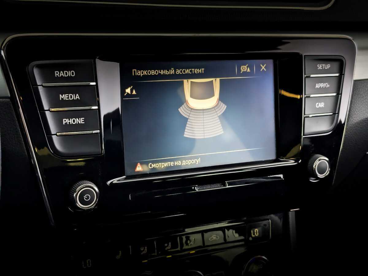 Skoda Superb с пробегом — 2019 год. Фото: #21