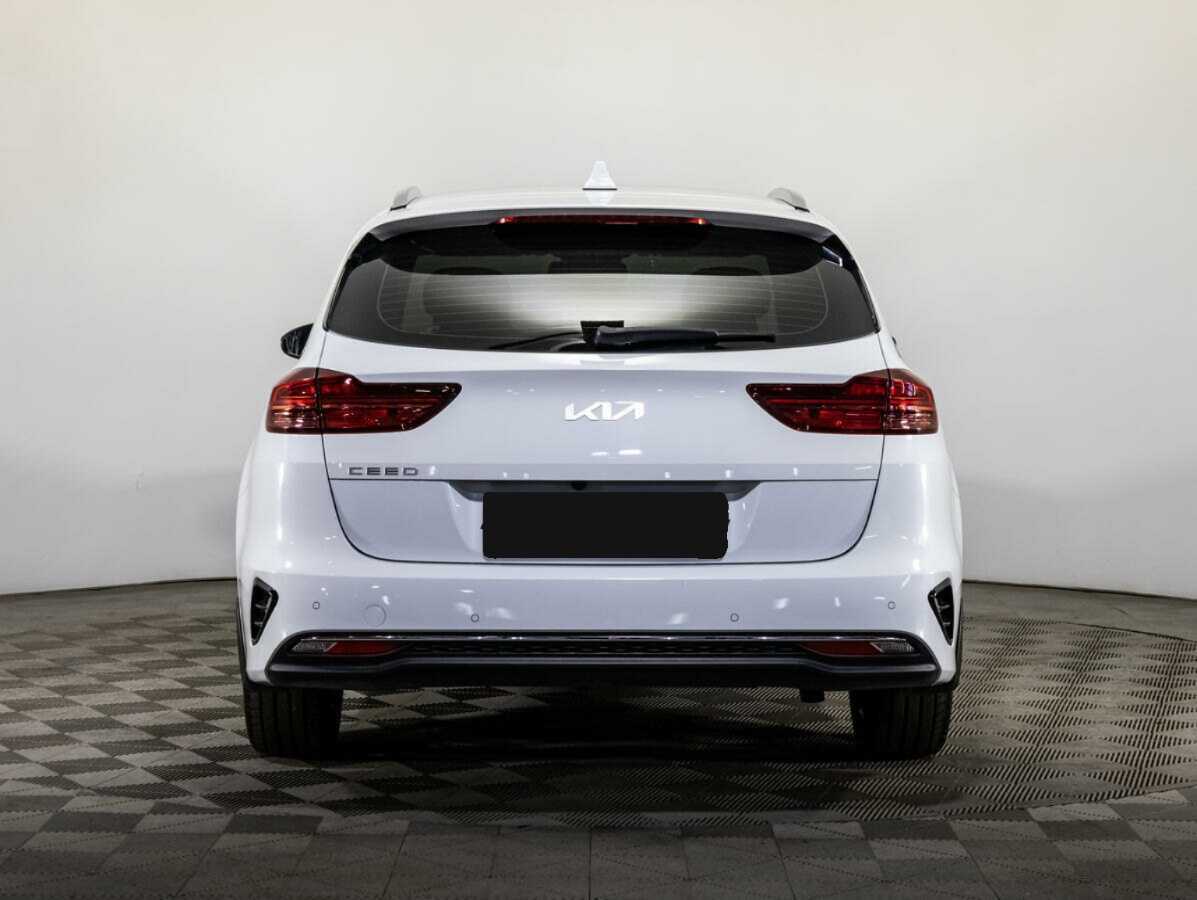 Kia Ceed с пробегом — 2021 год. Фото: #5