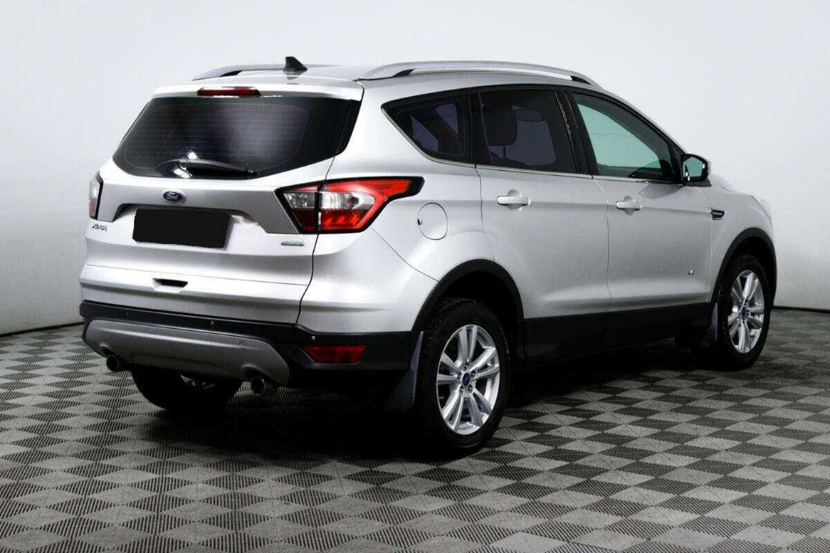 Ford Kuga с пробегом — 2017 год. Фото: #4