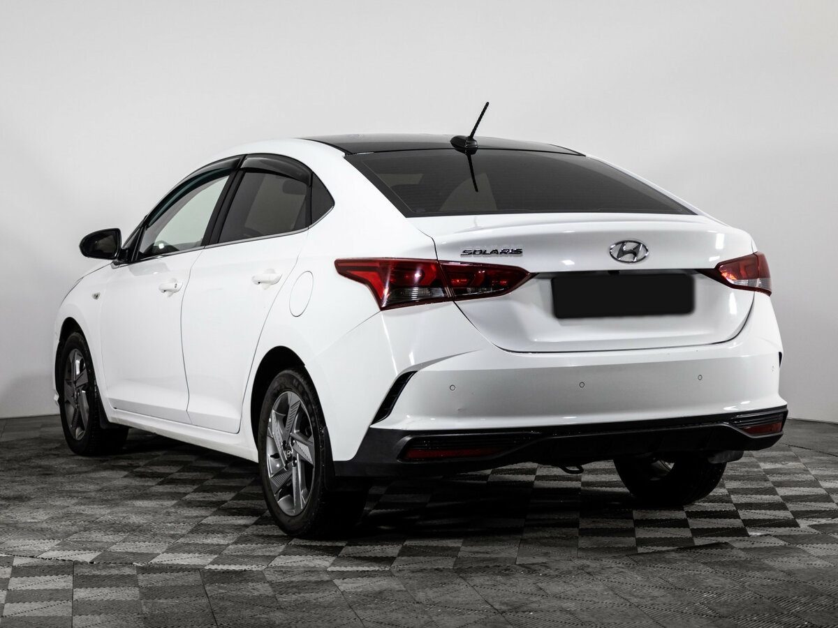 Hyundai Solaris с пробегом — 2021 год. Фото: #5