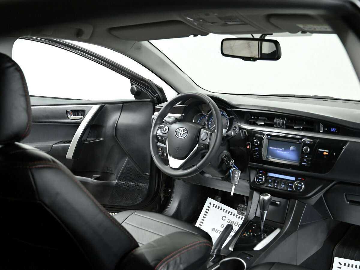 Toyota Corolla с пробегом — 2015 год. Фото: #4