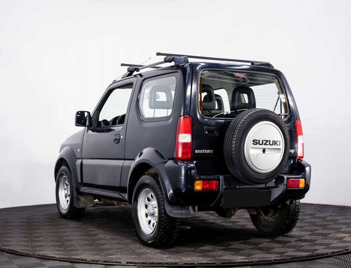 Suzuki Jimny с пробегом — 2012 год. Фото: #3