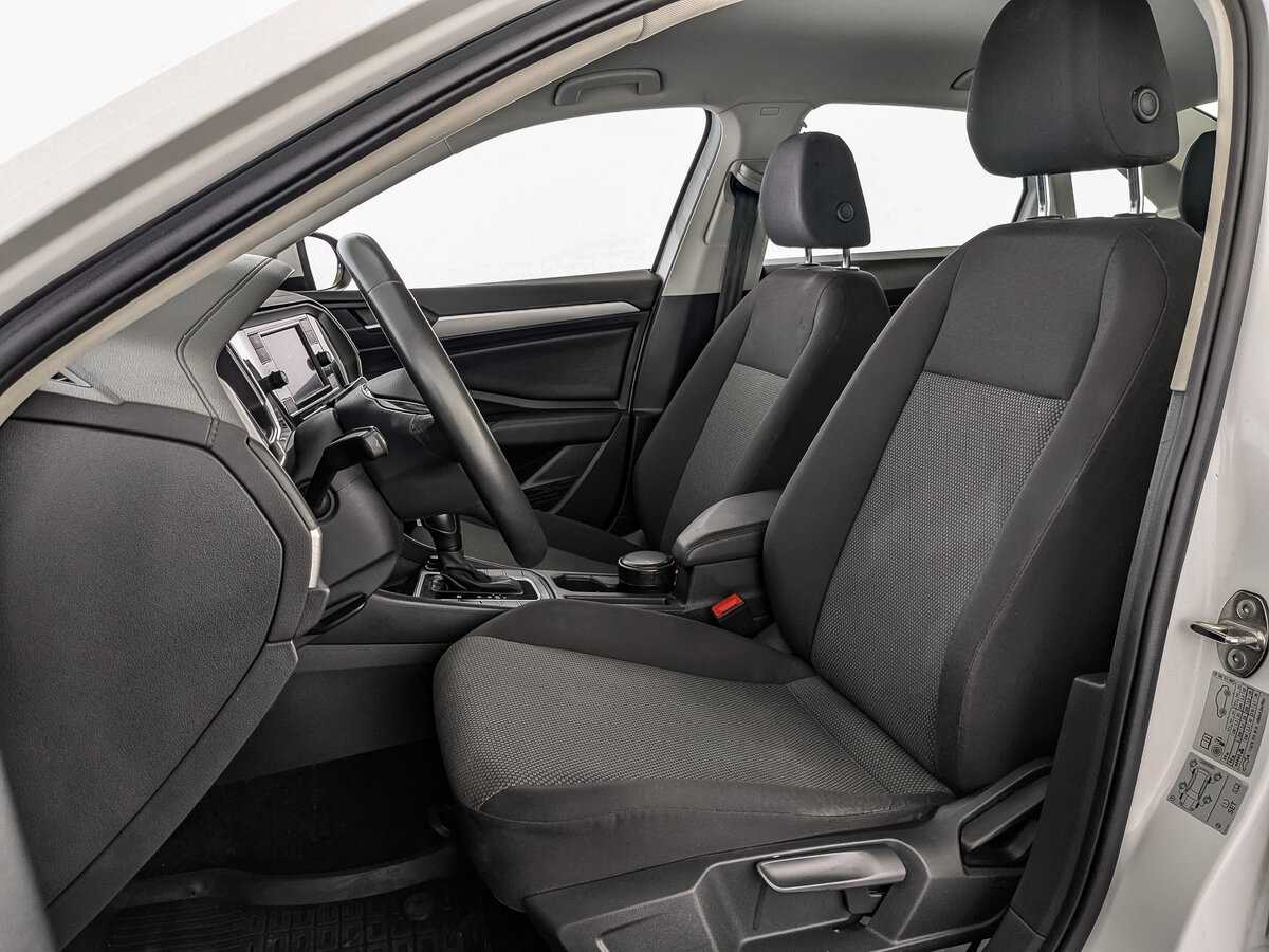 Volkswagen Jetta с пробегом — 2020 год. Фото: #15