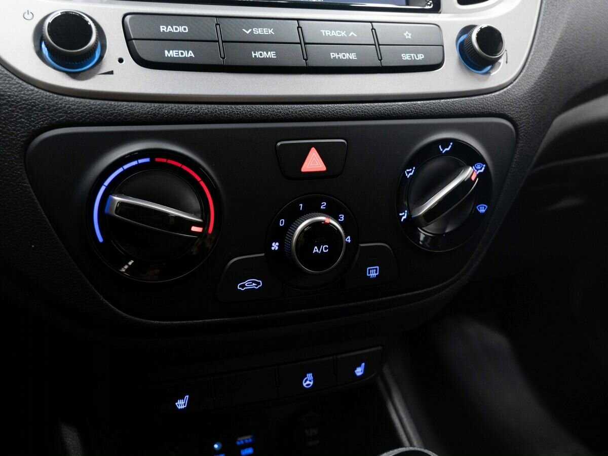 Hyundai Solaris с пробегом — 2018 год. Фото: #21