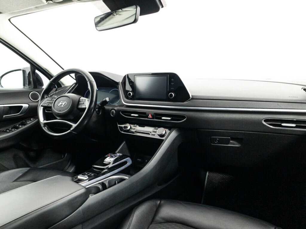 Hyundai Sonata с пробегом — 2019 год. Фото: #8