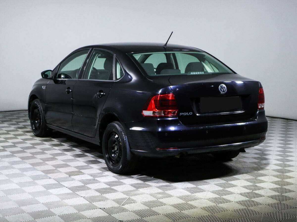 Volkswagen Polo с пробегом — 2016 год. Фото: #4