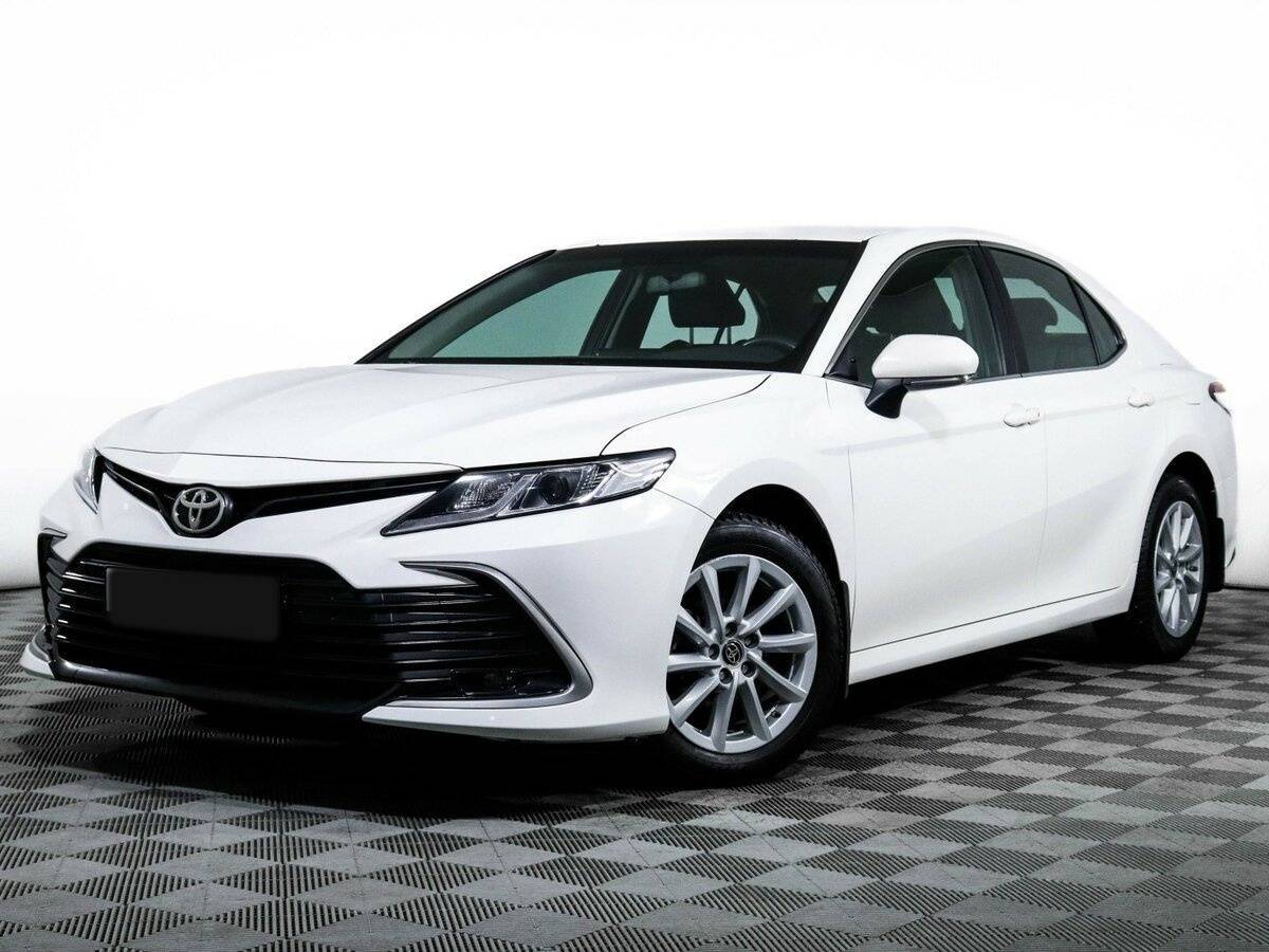 Toyota Camry с пробегом — 2021 год. Фото: #0