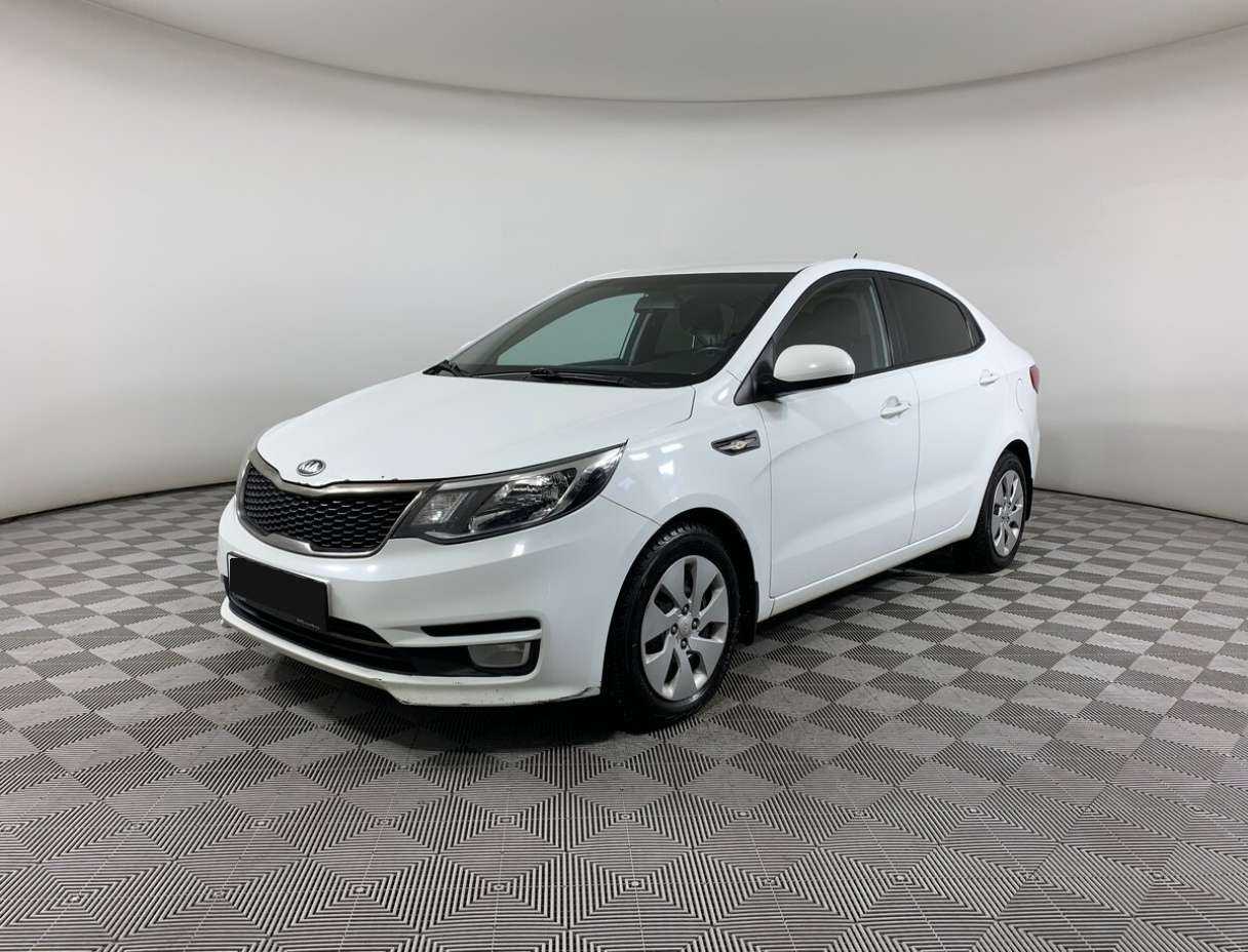 Kia Rio с пробегом — 2015 год. Посмотреть фото