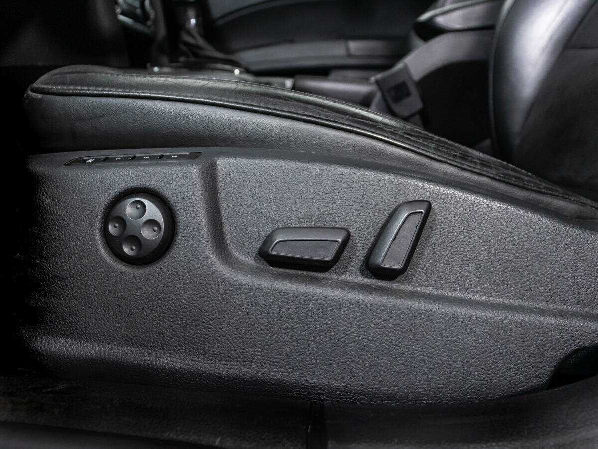 Skoda Superb с пробегом — 2012 год. Фото: #16