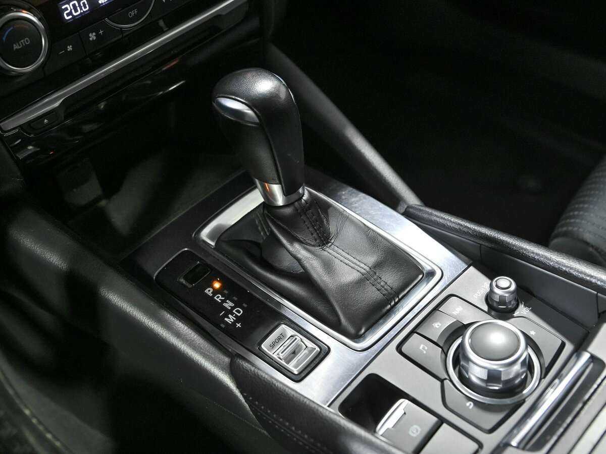 Mazda 6 с пробегом — 2017 год. Фото: #12