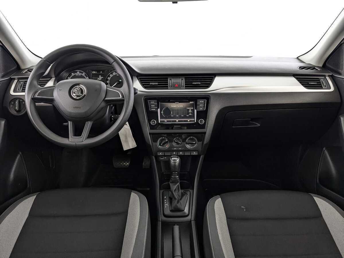 Skoda Rapid с пробегом — 2019 год. Фото: #9