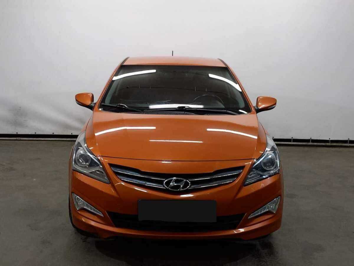 Hyundai Solaris с пробегом — 2016 год. Фото: #1