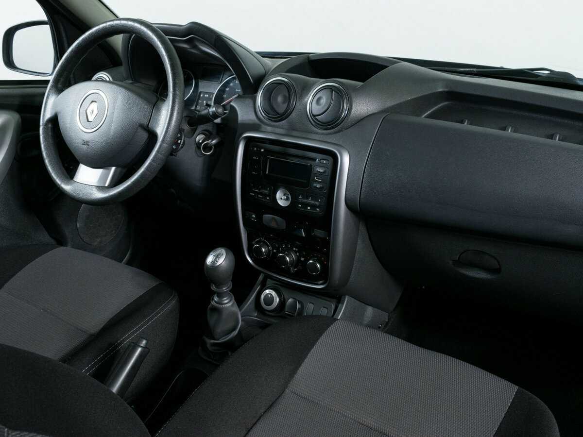 Renault Duster с пробегом — 2013 год. Фото: #7