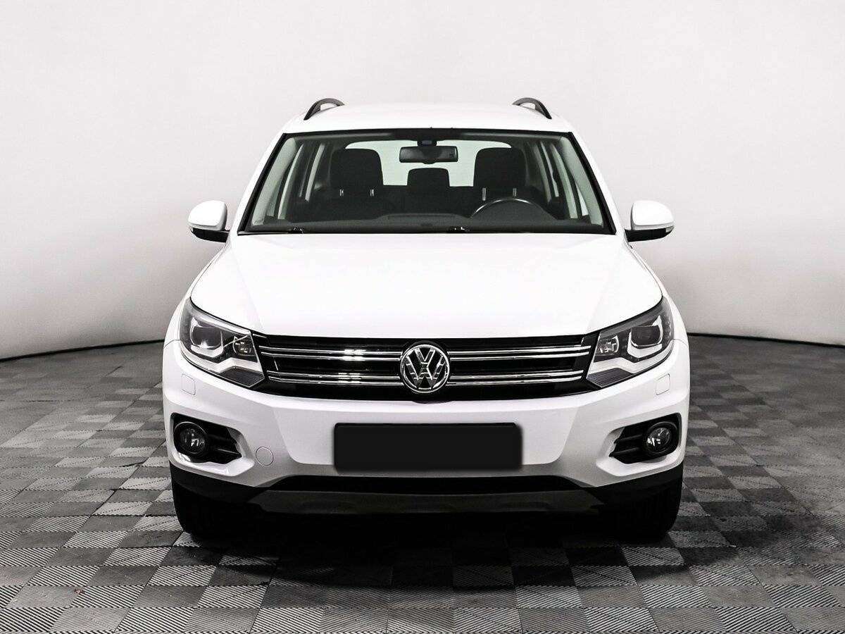 Volkswagen Tiguan с пробегом — 2015 год. Фото: #1