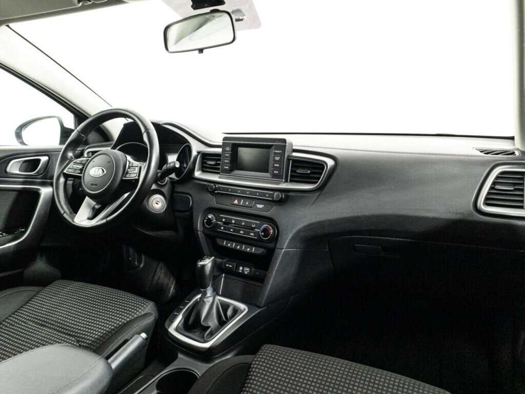 Kia Ceed с пробегом — 2019 год. Фото: #8