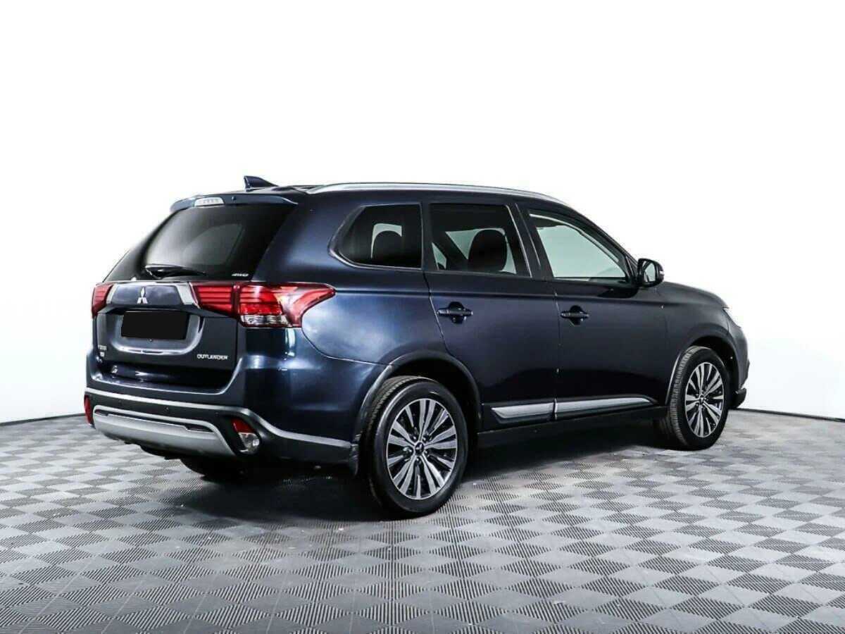 Mitsubishi Outlander с пробегом — 2019 год. Фото: #4